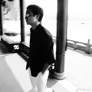 中文无码免费人成在线观看
